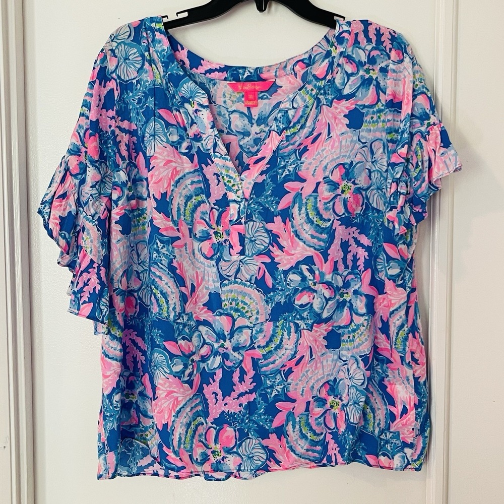 NWT Lilly Pulitzer Women's Quinna Top Blue Tang Sitting Seaside XL Preppy Beach
